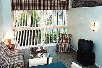 Ranfurly Evergreen Motel Auckland Dış mekan fotoğraf
